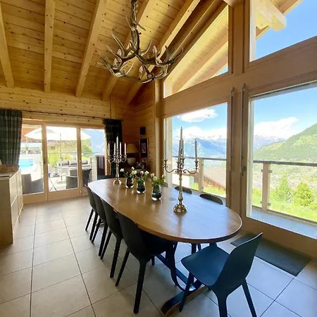 Calittum Luxe&sunny Chalet 12 Personnes *