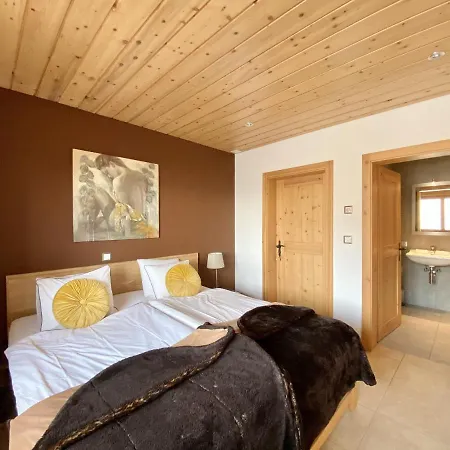 Calittum Luxe & Sunny Chalet 12 Personnes شاليه